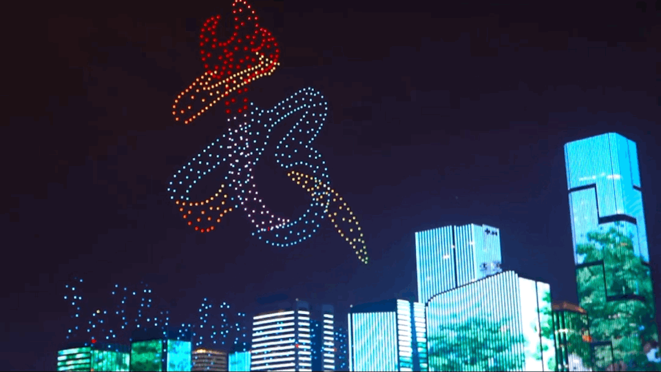 1500架无人机冲上夜空！“闽江夜话”美景如画！